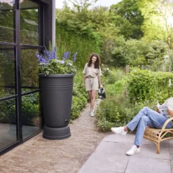 Elho Green Basics Regenton - 200 L - Living Black 7 Elho Green Basics Regenton - 200 L - Living Black -Boom Ziel Verkoop 8711904523329.in06