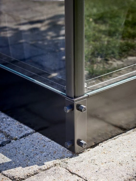 Halls Greenhouses Fundering Qube 86 - Zwart Gecoat 3 Halls Greenhouses Fundering Qube 86 - Zwart Gecoat - Afbeelding 3