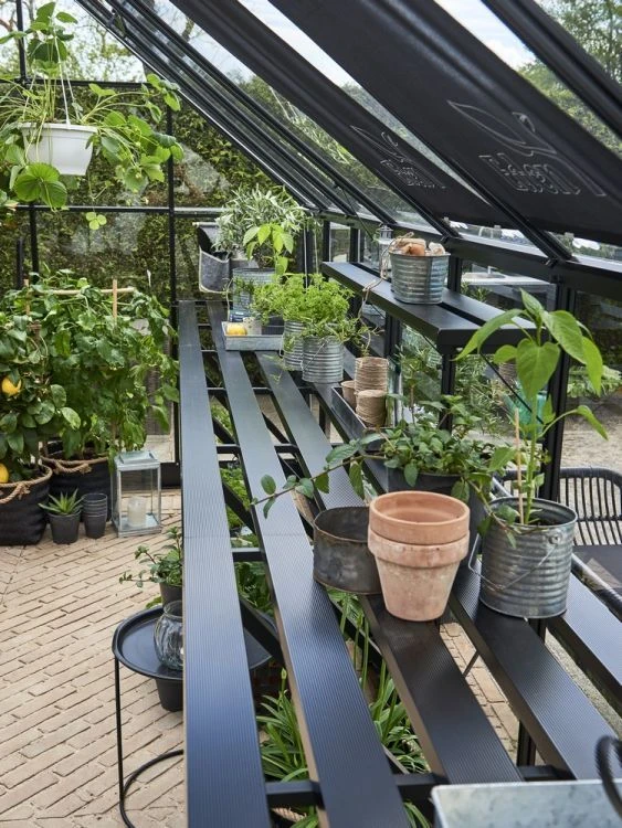 Halls Greenhouses Tafel Qube 168 -Geïntegreerd Zwart Gecoat 6 Halls Greenhouses Tafel Qube 168 -Geïntegreerd Zwart Gecoat - Afbeelding 6