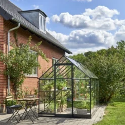 Halls Greenhouses Tuinkas Qube 106 - Zwart Gecoat 14 Halls Greenhouses Tuinkas Qube 106 - Zwart Gecoat -Boom Ziel Verkoop qube 106 4 8719214381684 tuinland