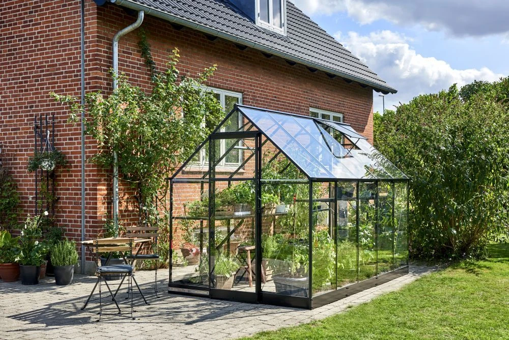 Halls Greenhouses Tuinkas Qube 106 - Zwart Gecoat 1 Halls Greenhouses Tuinkas Qube 106 - Zwart Gecoat