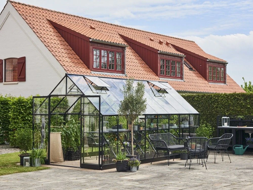 Halls Greenhouses Tuinkas Qube 168 - Zwart Gecoat 1 Halls Greenhouses Tuinkas Qube 168 - Zwart Gecoat