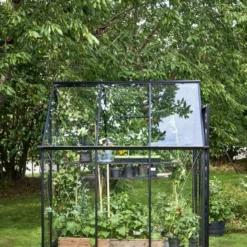 Halls Greenhouses Tuinkas Qube 66 - Zwart Gecoat 15 Halls Greenhouses Tuinkas Qube 66 - Zwart Gecoat -Boom Ziel Verkoop qube 66 zwart 4 8719214381660 tuinland