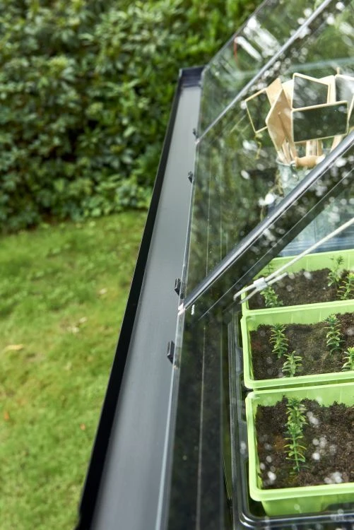 Halls Greenhouses Tuinkas Qube 66 - Zwart Gecoat 9 Halls Greenhouses Tuinkas Qube 66 - Zwart Gecoat - Afbeelding 9